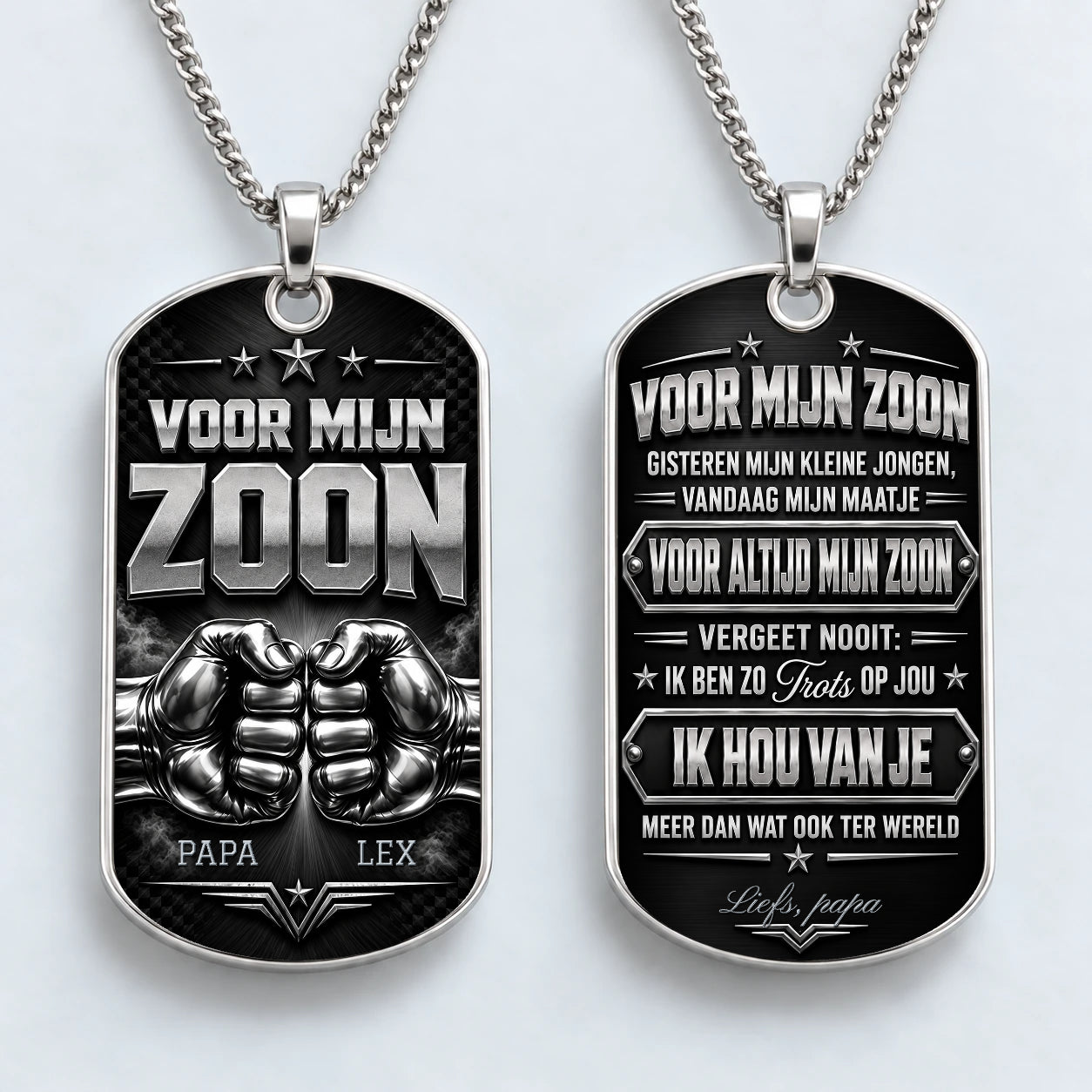 Voorkant en achterkant van de zwart-zilverkleurige dogtagketting voor een zoon, met voorbeeldnamen